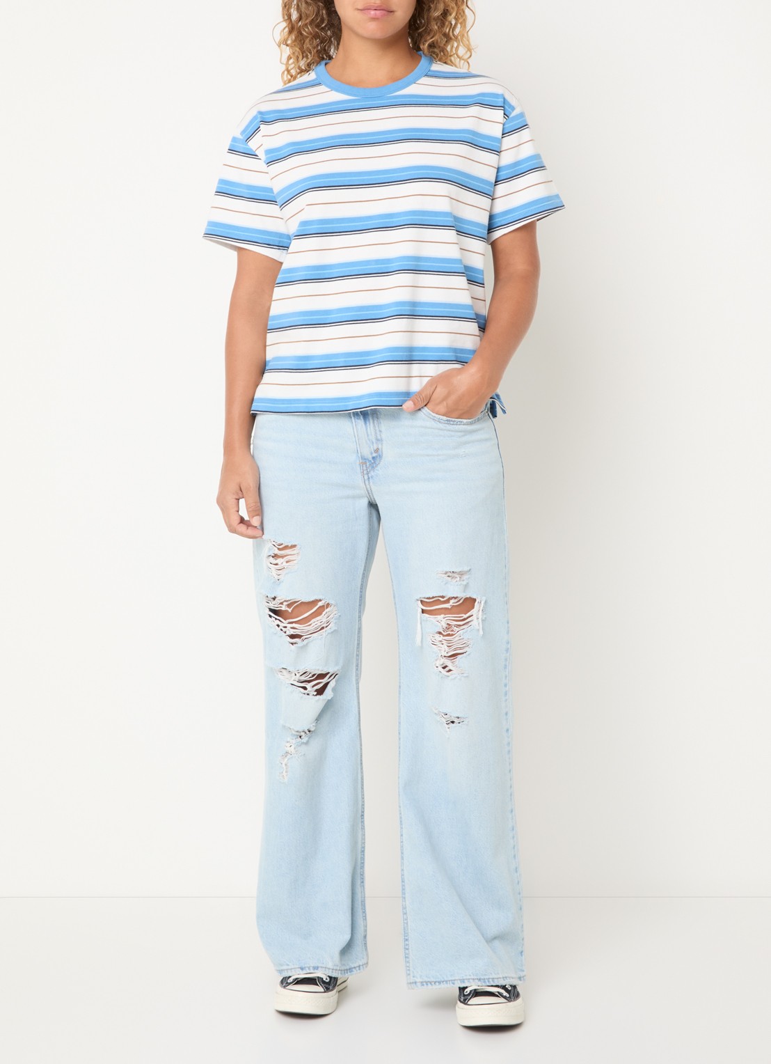 Levi's T-shirt met streepprint - voorkant 2 blauwgrijs