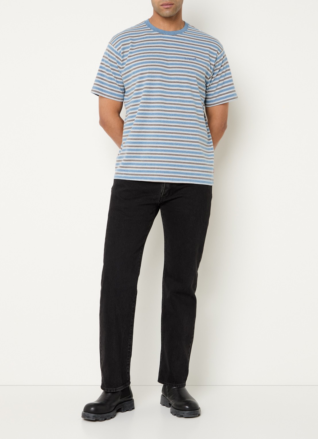 Levi's T-shirt met streepprint - voorkant 4 staalblauw
