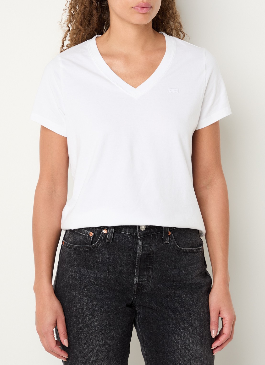 Levi's T-shirt met V-hals - detail 2 wit