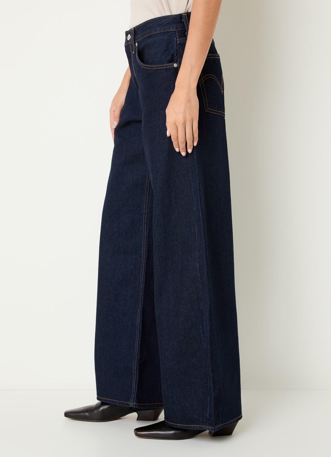 Levi's Teardrop high waist wide leg jeans met donkere wassing - detail 2 indigo