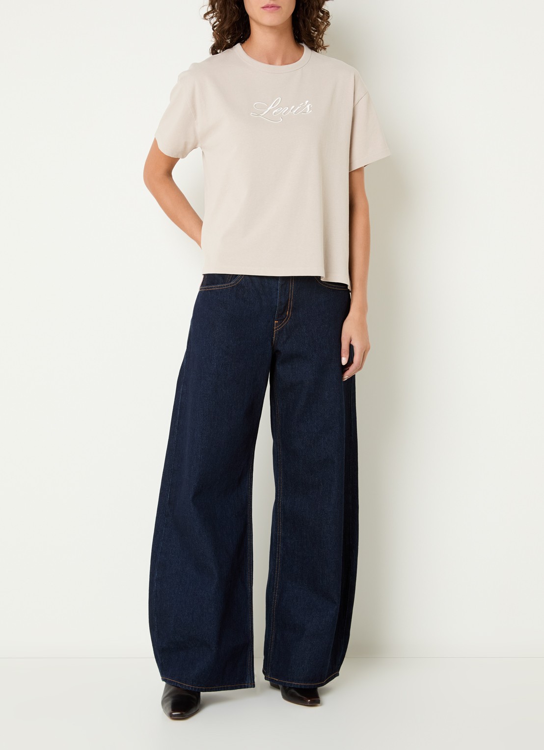 Levi's Teardrop high waist wide leg jeans met donkere wassing - voorkant 5 indigo