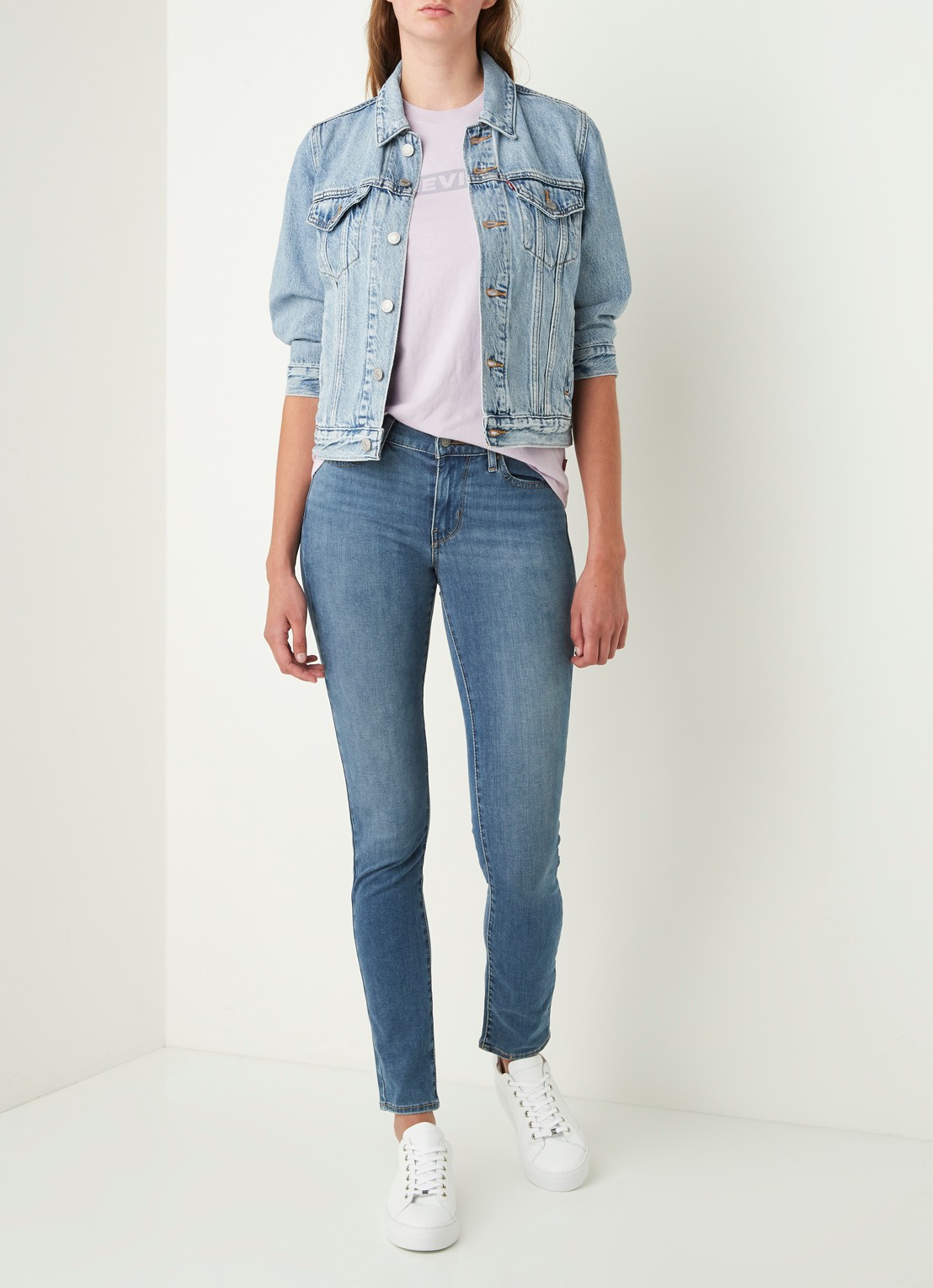 Levi's Trucker spijkerjas met lichte wassing - voorkant 4 indigo