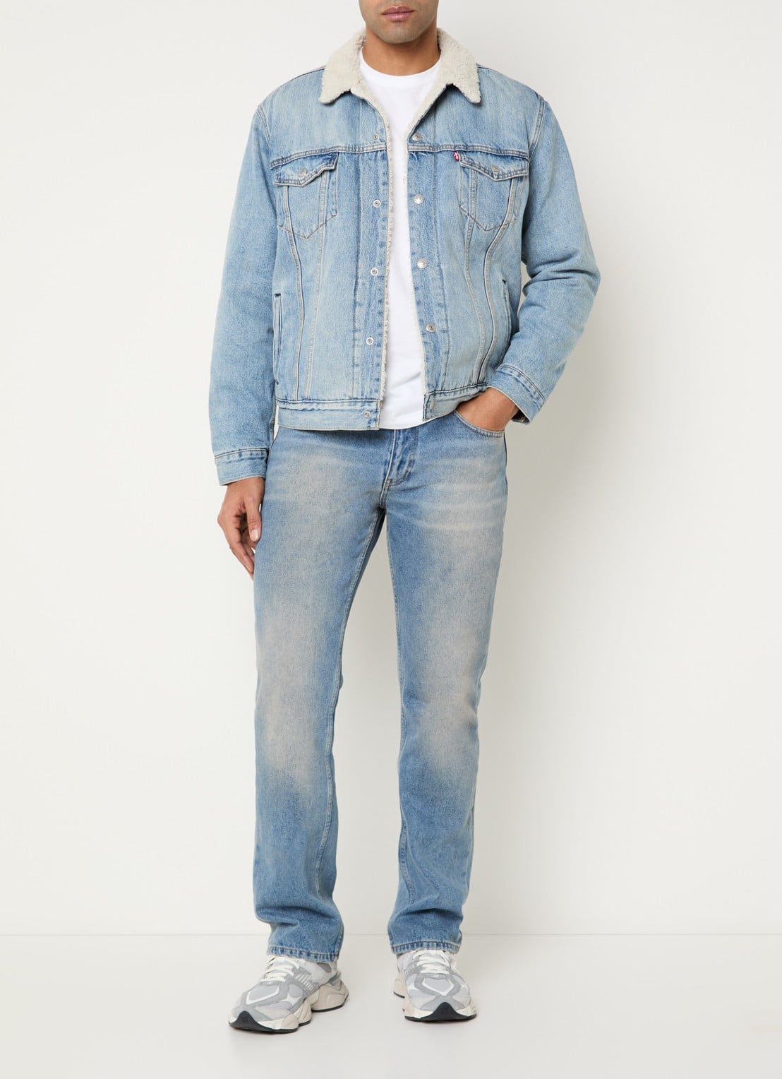 Levi's Type 3 spijkerjas met teddy voering en borstzakken - voorkant 3 lichtblauw