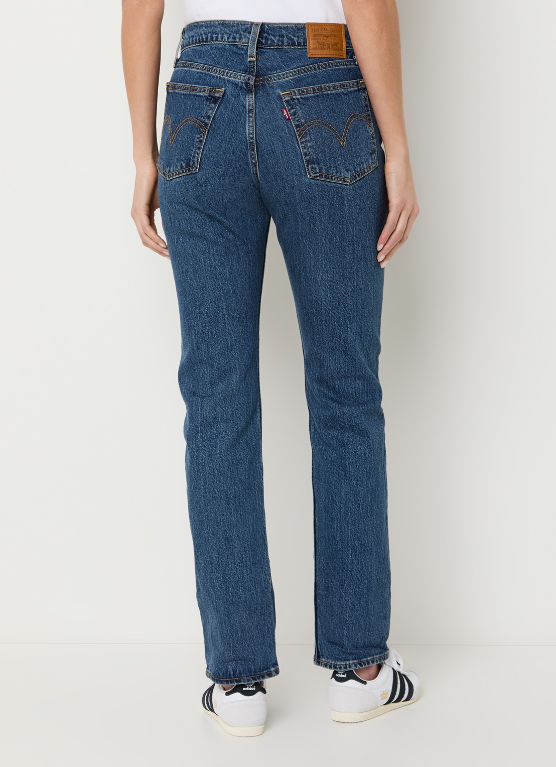 Levi's Wedgie high waist slim fit jeans met donkere wassing - achterkant 5 indigo