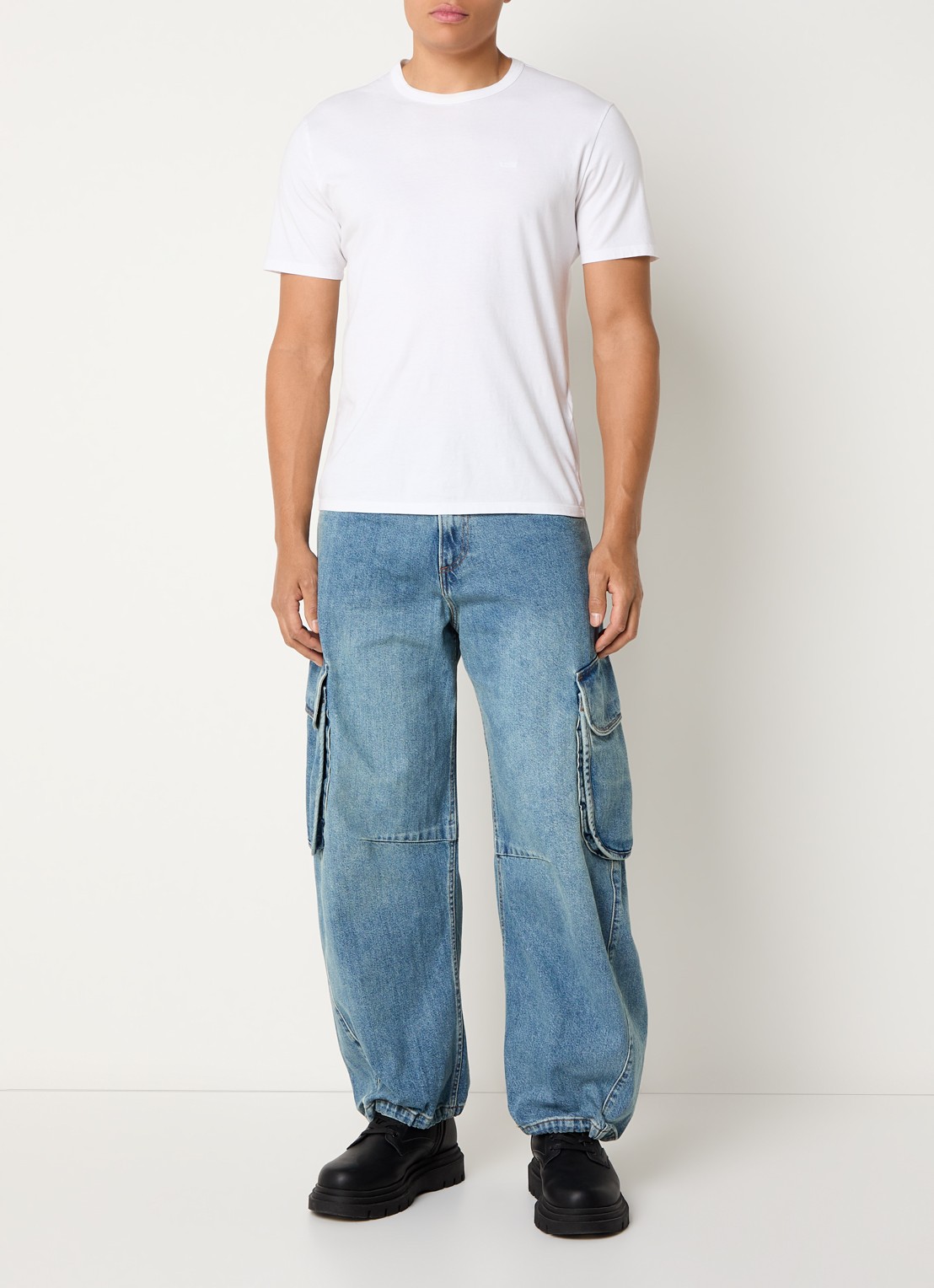 Levi's Wide fit jeans met lichte wassing en steekzakken - voorkant 2 indigo