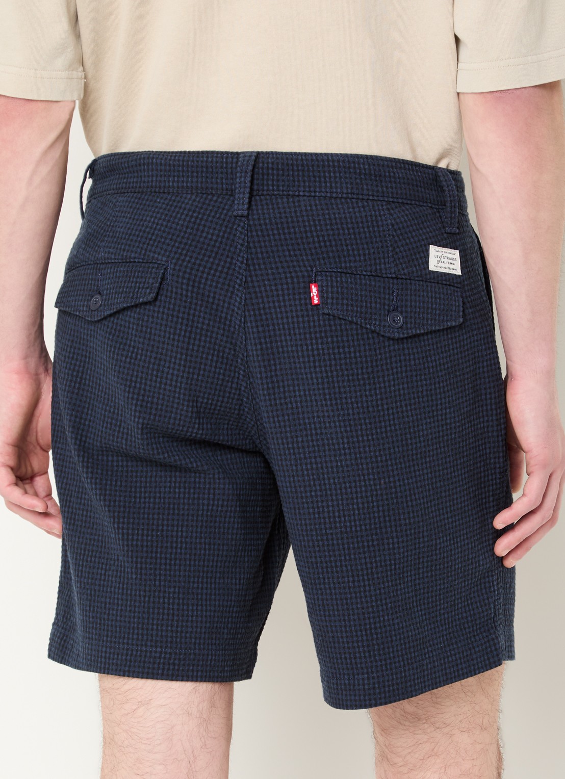 Levi's Wide fit korte broek met ruitdessin - achterkant donkerblauw