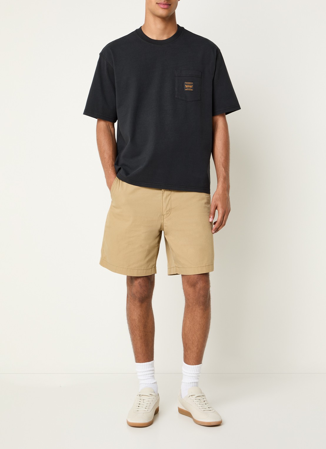 Levi's Workwear T-shirt met borstzak - voorkant 2 zwart