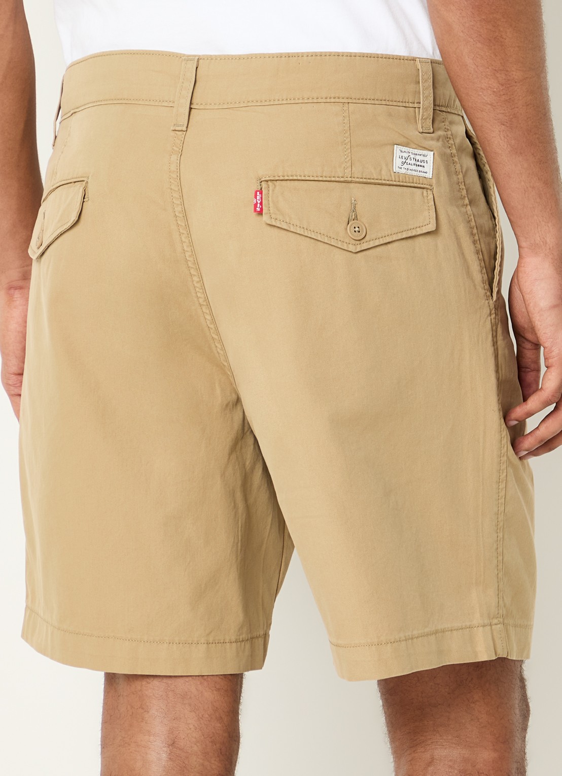 Levi's XX Authentic II straight fit korte chino met steekzakken - achterkant 2 camel