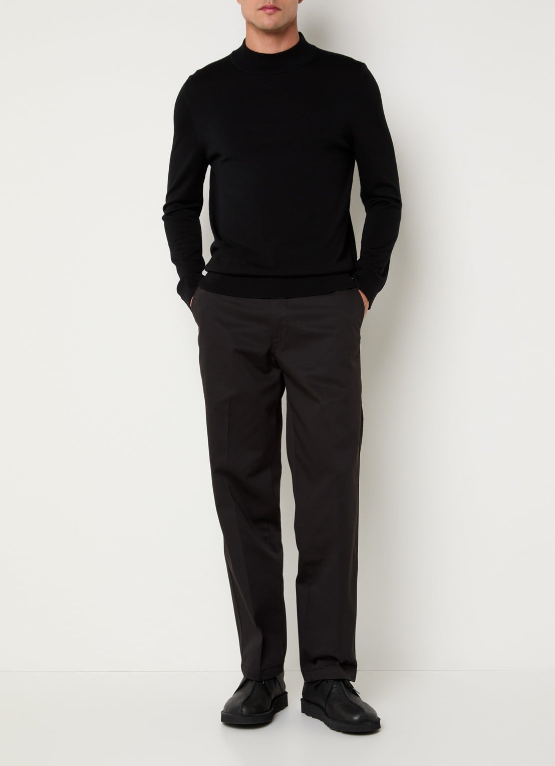 Levi's XX straight fit chino met steekzakken - voorkant 5 zwart
