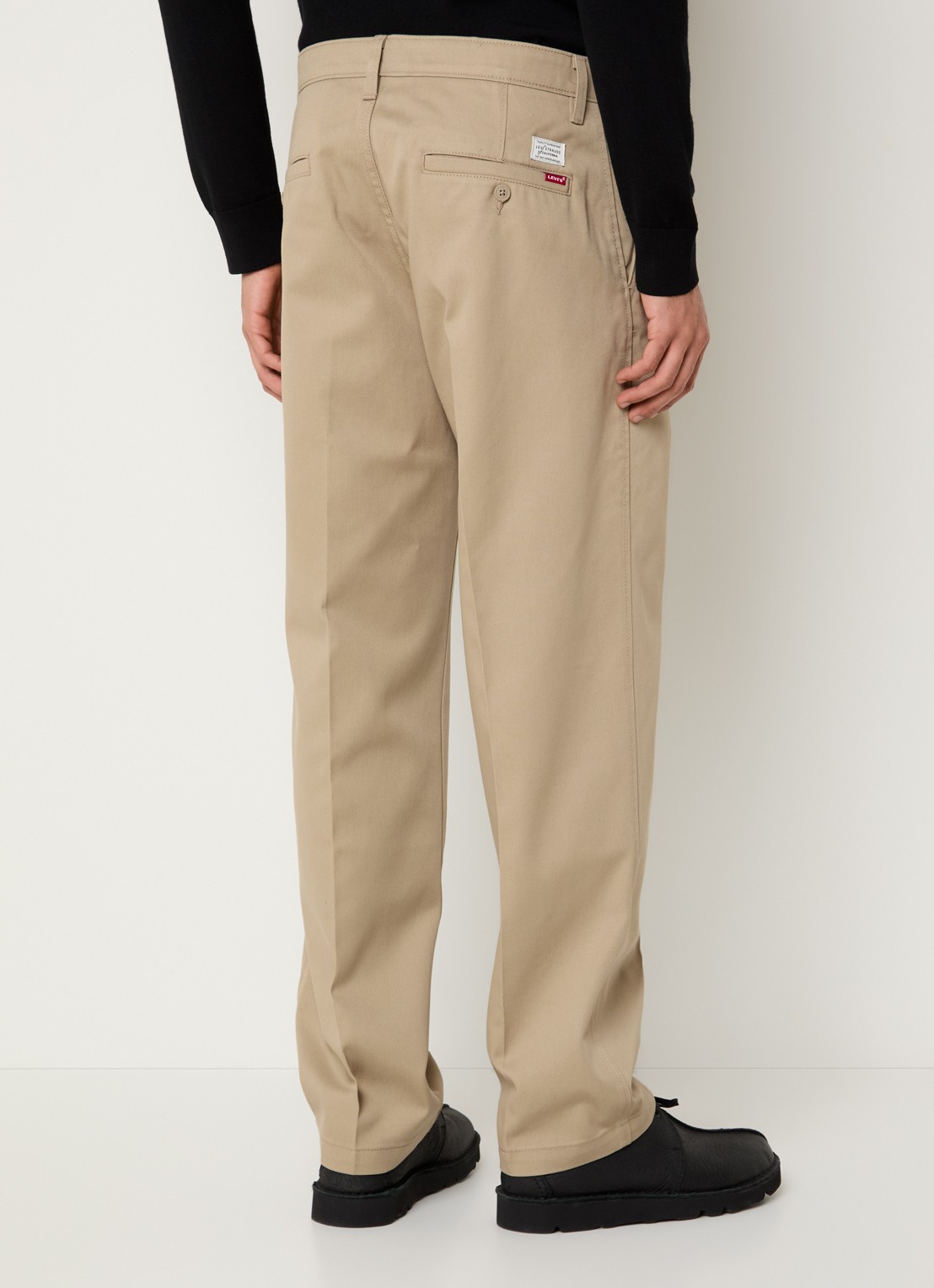 Levi's XX straight fit chino met steekzakken - achterkant khaki