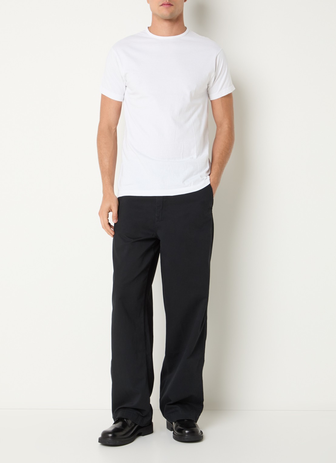 Levi's XX straight fit chino met steekzakken - voorkant 4 zwart