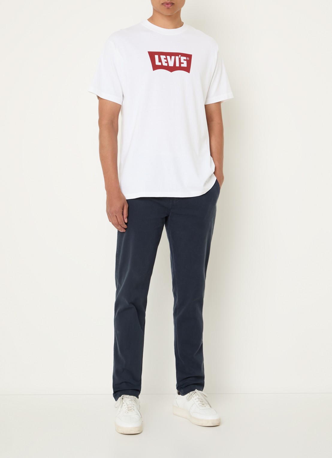 Levi's XX tapered fit chino met steekzakken - voorkant 2 donkerblauw