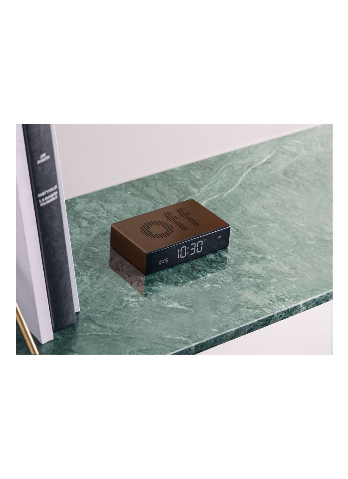 Lexon Flip Premium digitale wekker - detail 6 brons