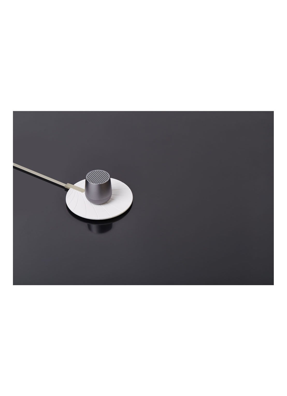 Lexon Mino+ bluetooth speaker - detail 3 antraciet