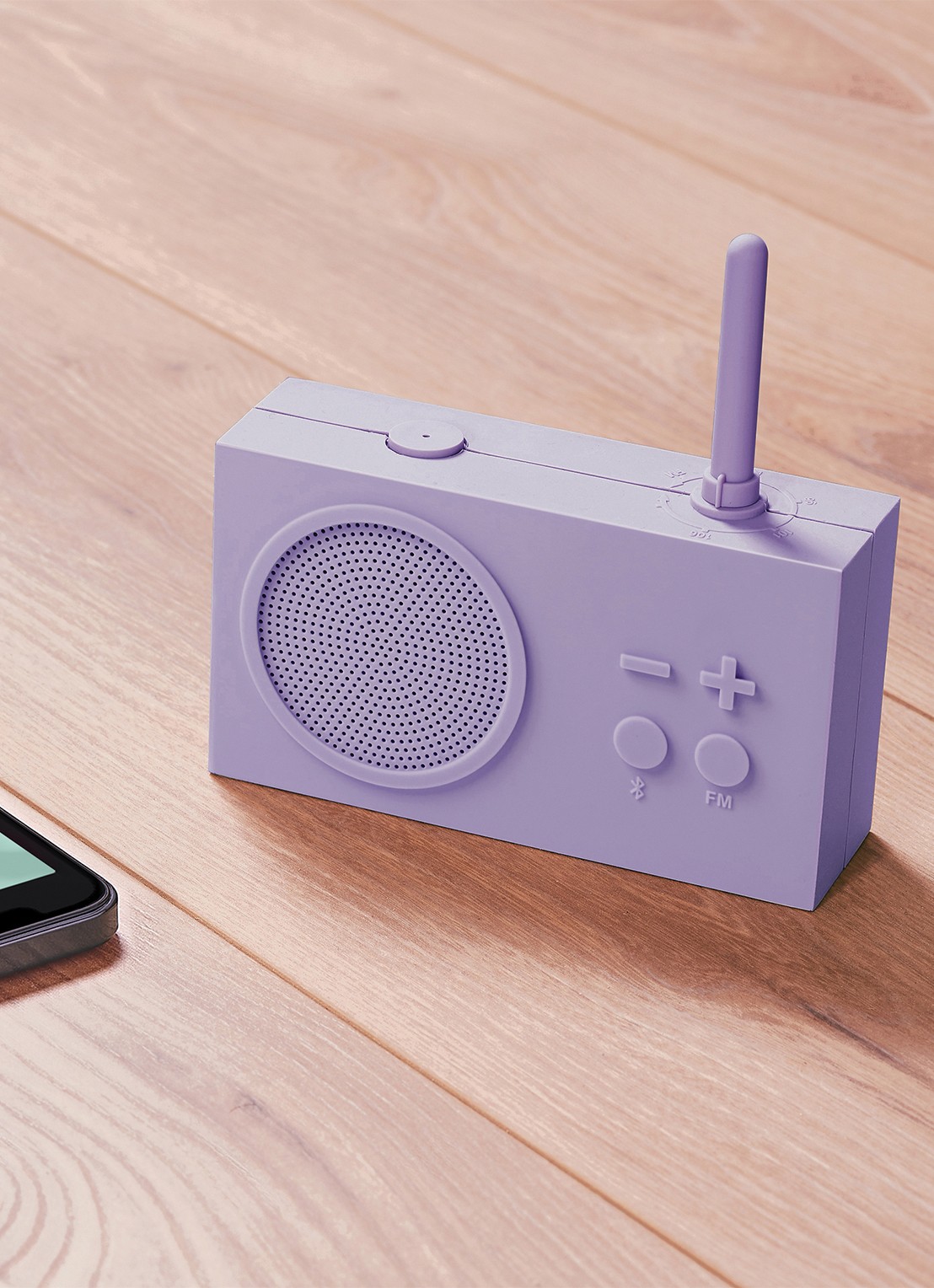 Lexon Tykho 3 FM radio & bluetooth speaker  - detail 3 paars