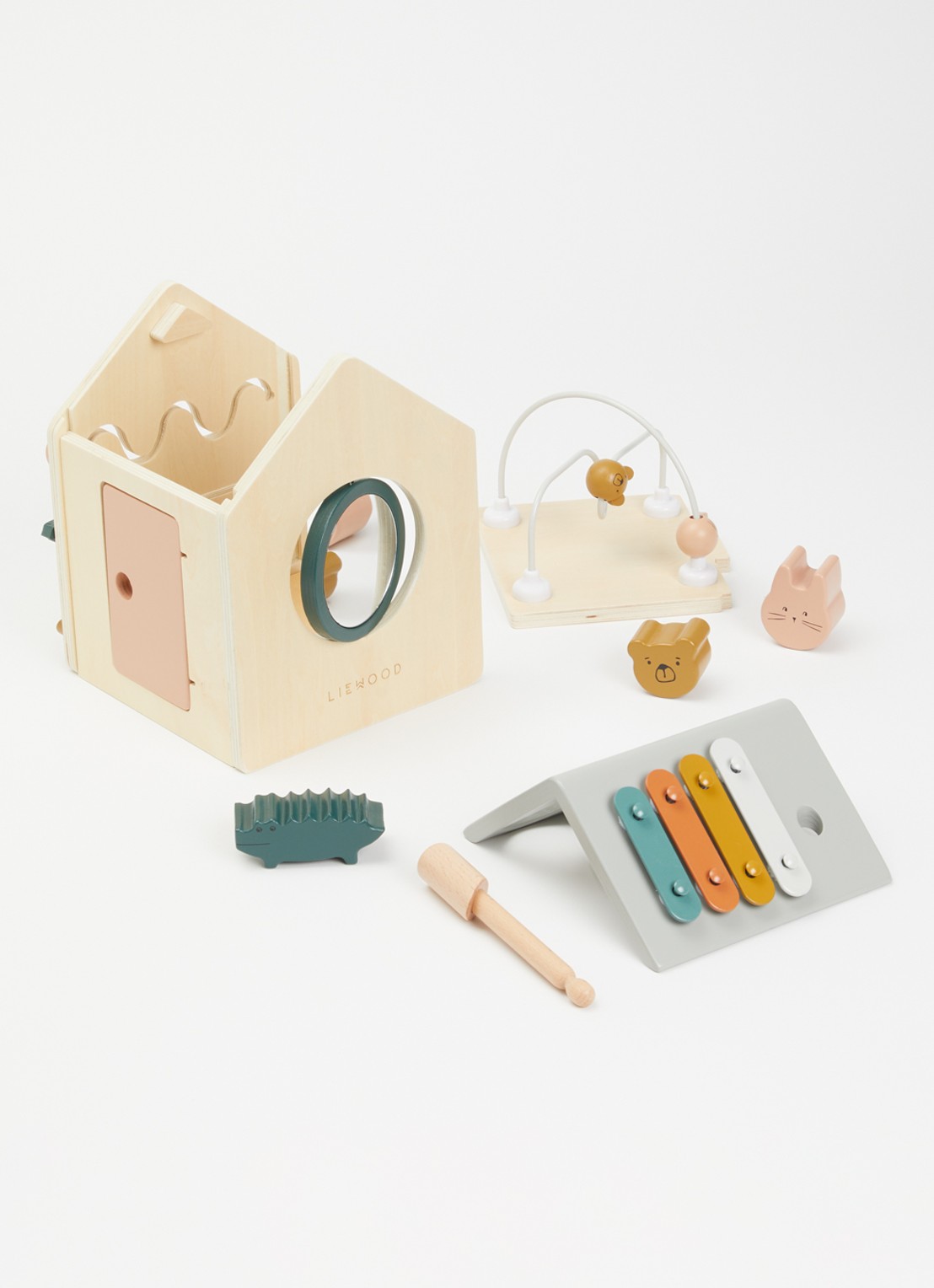 Liewood Lucas acitivity cube speelgoed huisje - voorkant 2 roze