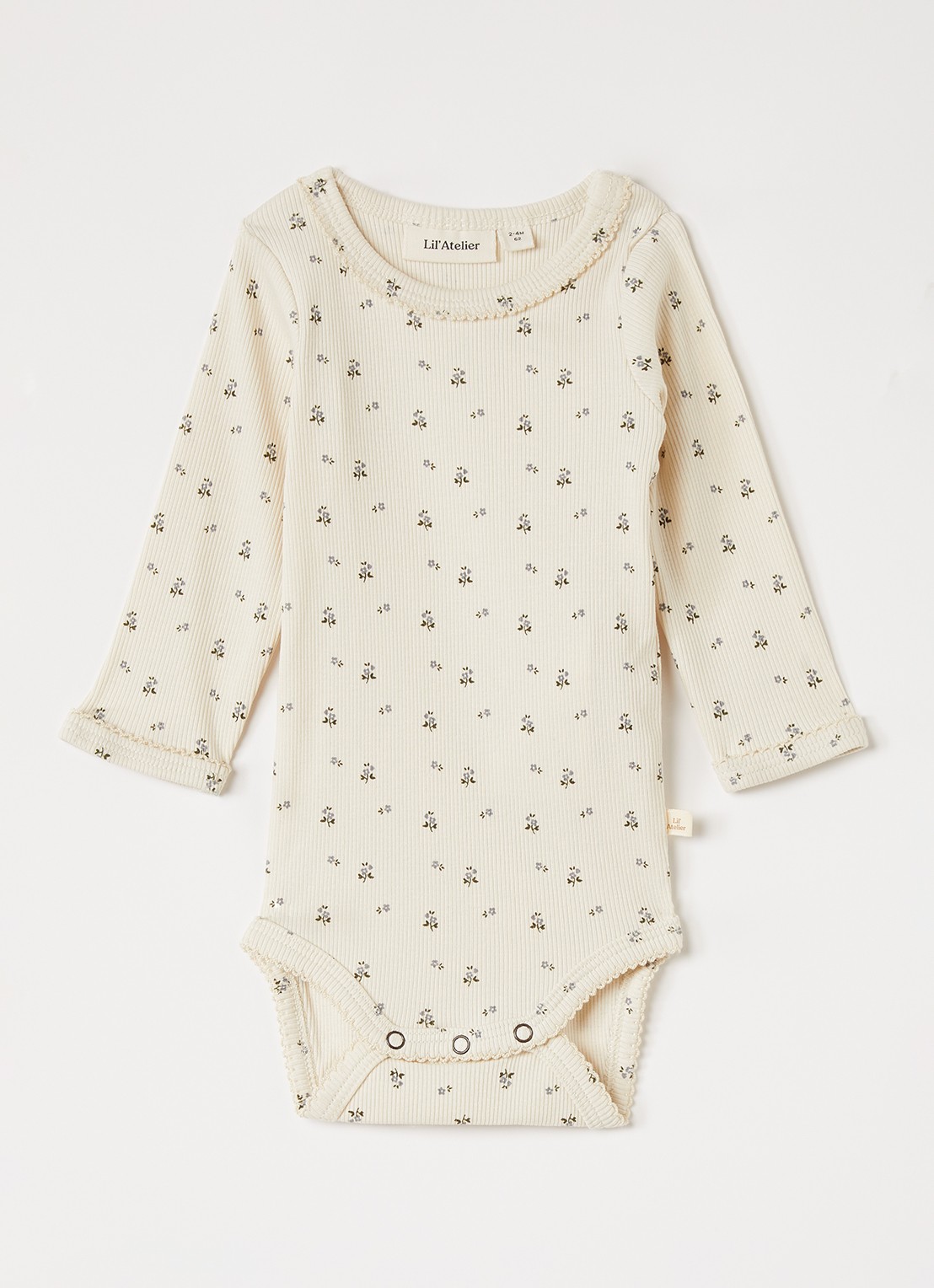 Lil 'Atelier NBFLago romper met bloemenprint - voorkant gebroken wit