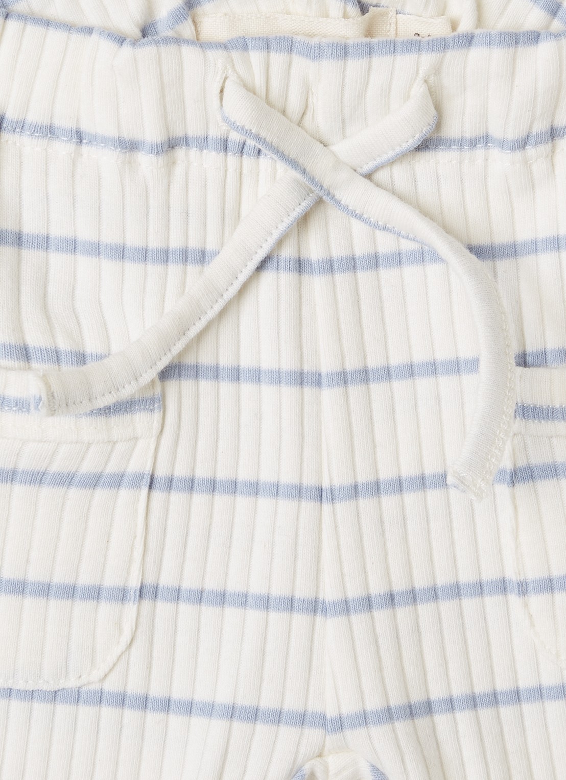 Lil 'Atelier NBMKail straight fit babybroek met streepprint - detail gebroken wit