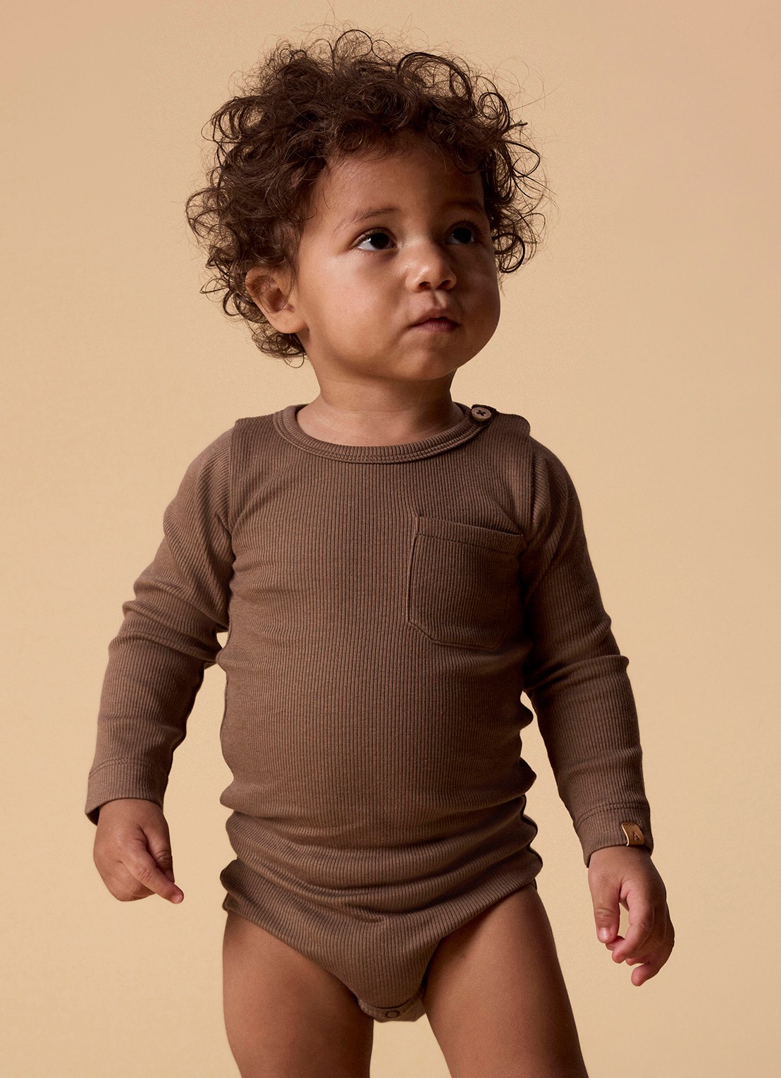 Lil 'Atelier NBMLago romper met ribstructuur - voorkant 3 zand