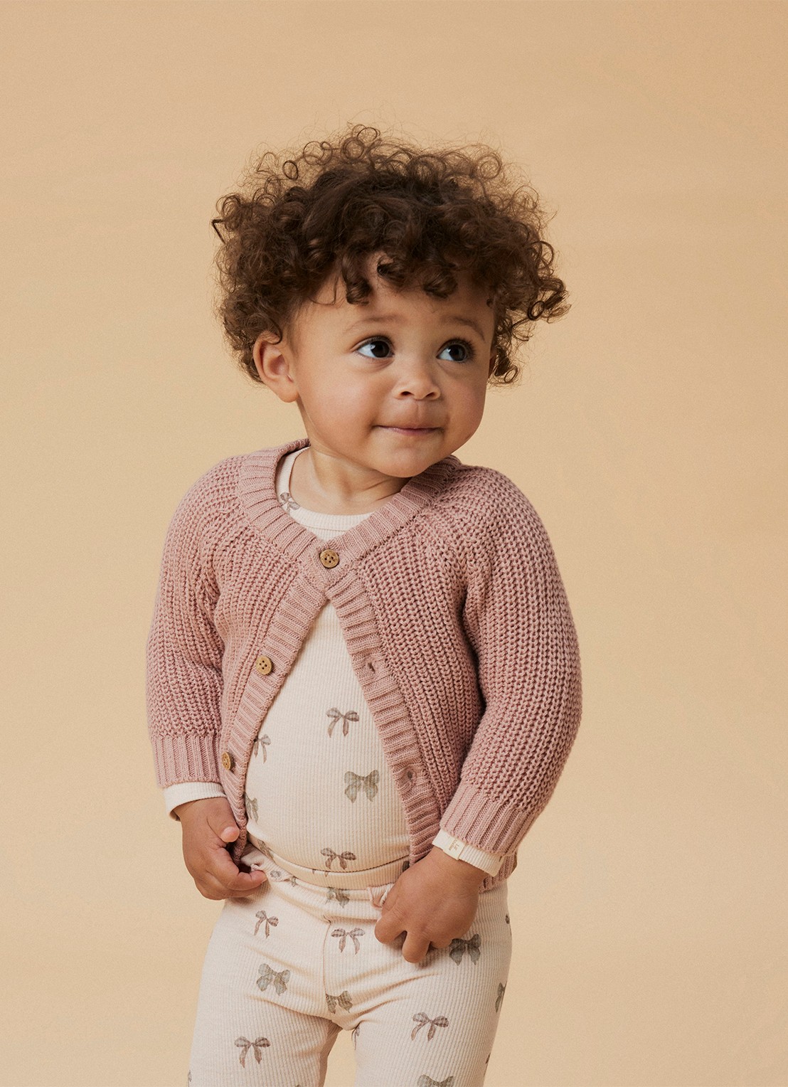 Lil 'Atelier NBNEmlen grofgebreid vest met ronde hals - detail 5 olijfgroen
