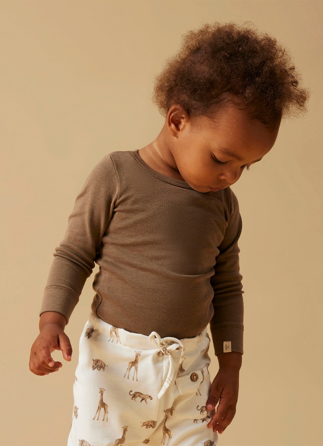 Lil 'Atelier NBNGayo romper met ronde hals - voorkant 2 zand