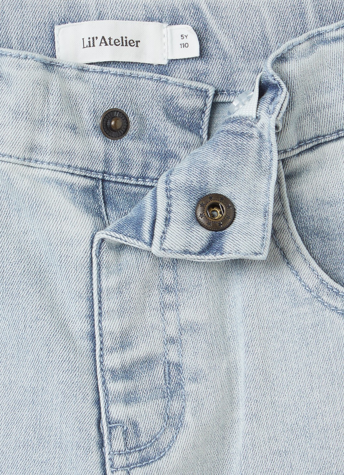 Lil 'Atelier NMMFrances loose fit jeans met lichte wassing - detail 3 indigo