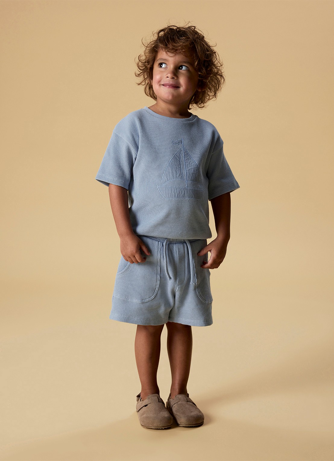 Lil 'Atelier NMMHarun loose fit korte joggingbroek - voorkant lichtblauw