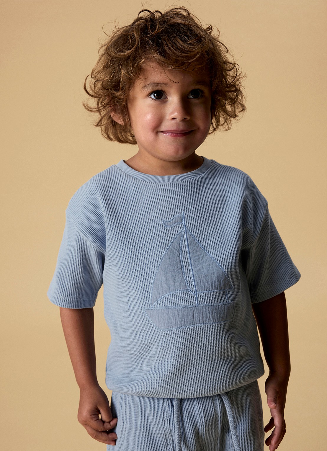 Lil 'Atelier NMMHarun sweater met borduring - voorkant lichtblauw