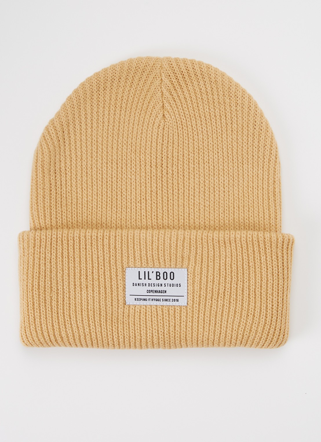 Lil' Boo Hygge grofgebreide muts met logo - voorkant camel