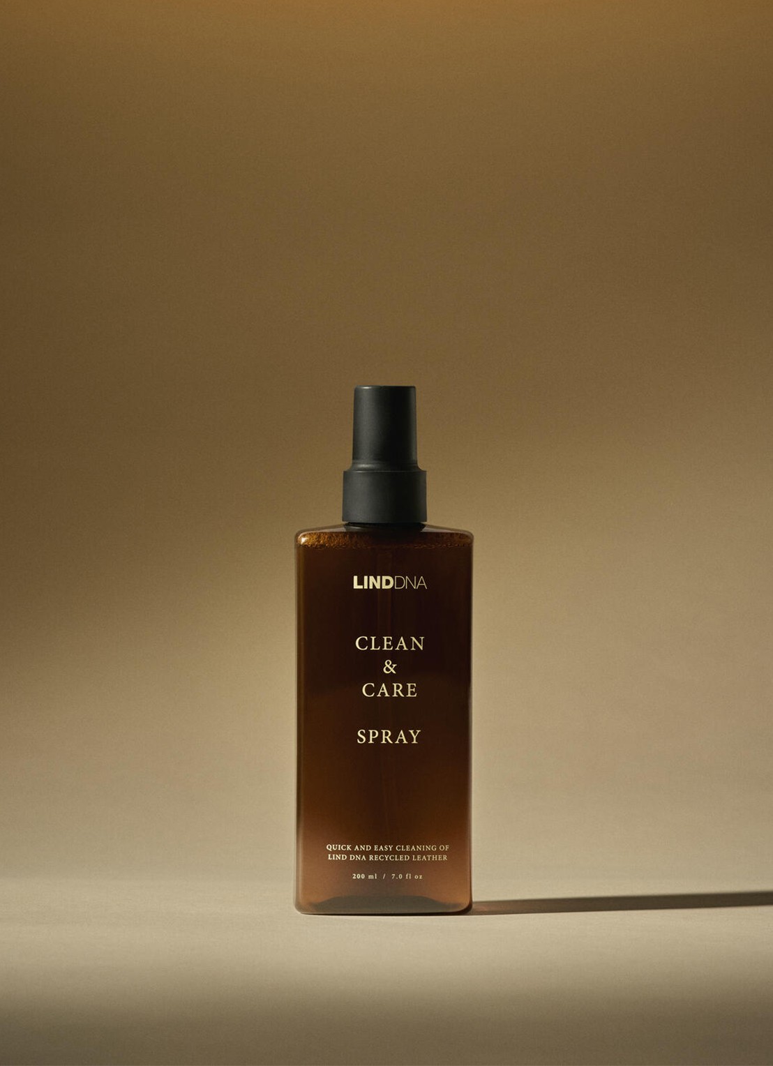 LIND DNA Deep Cleaning reinigingsspray 200 ml - voorkant 2 beige