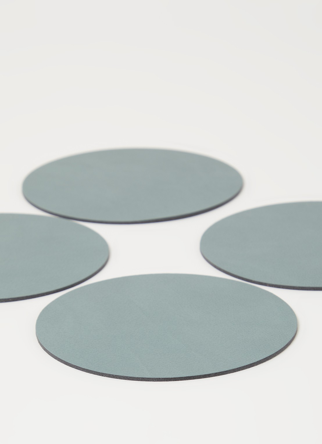 LIND DNA Glass Mat Circle onderzetter van leer set van 4 - detail 3 zeegroen