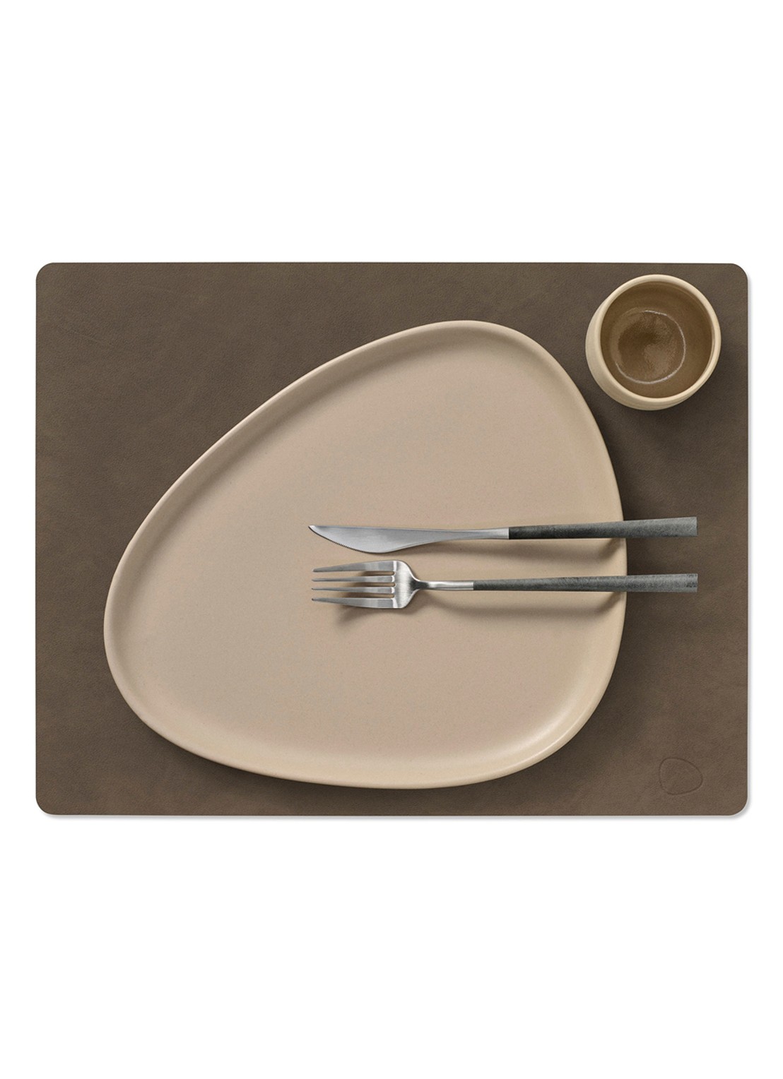 LIND DNA Nupo placemat 35 x 45 cm - voorkant 2 donkerbruin