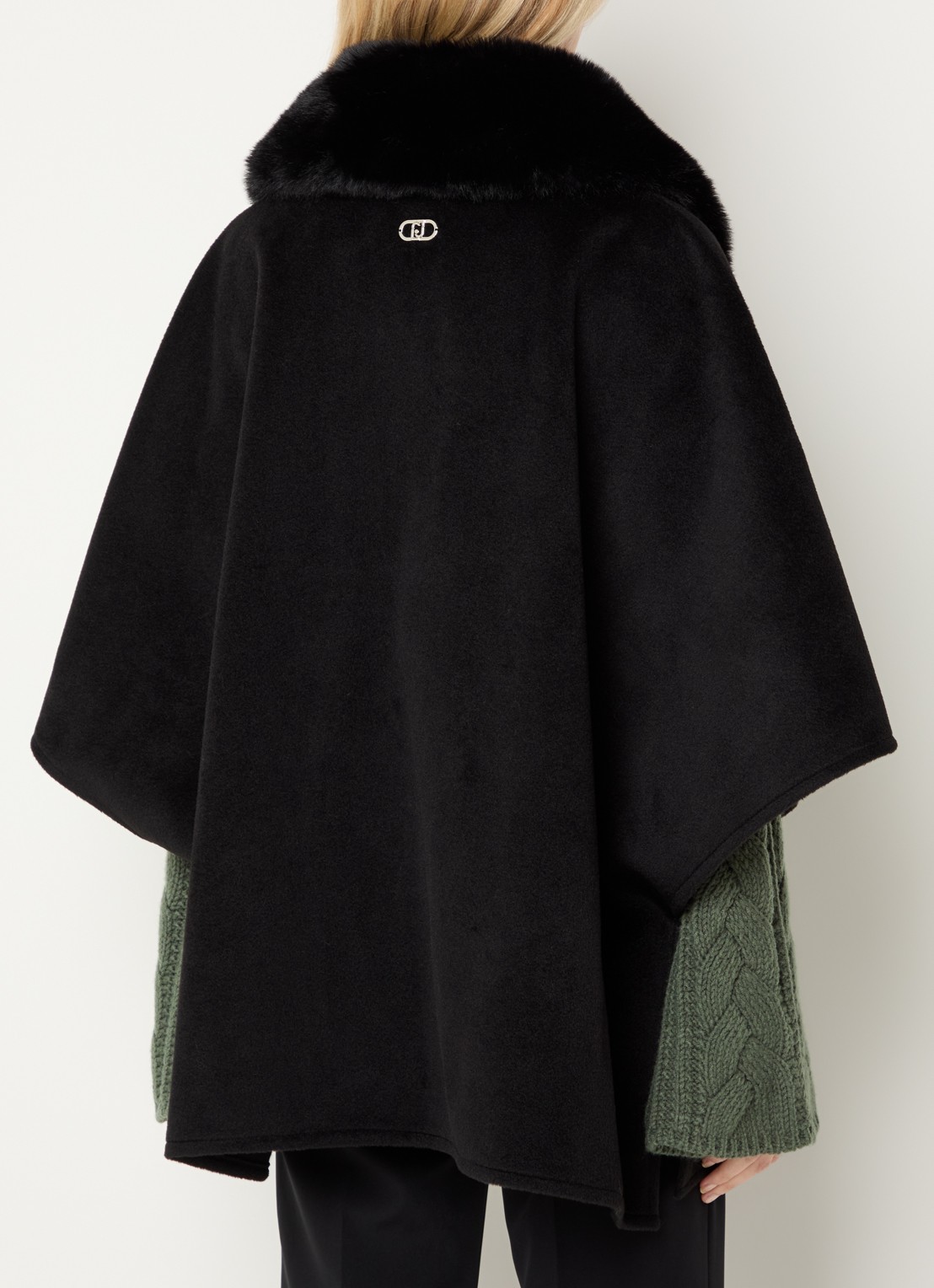 Liu Jo Cape met details van imitatiebont - achterkant zwart