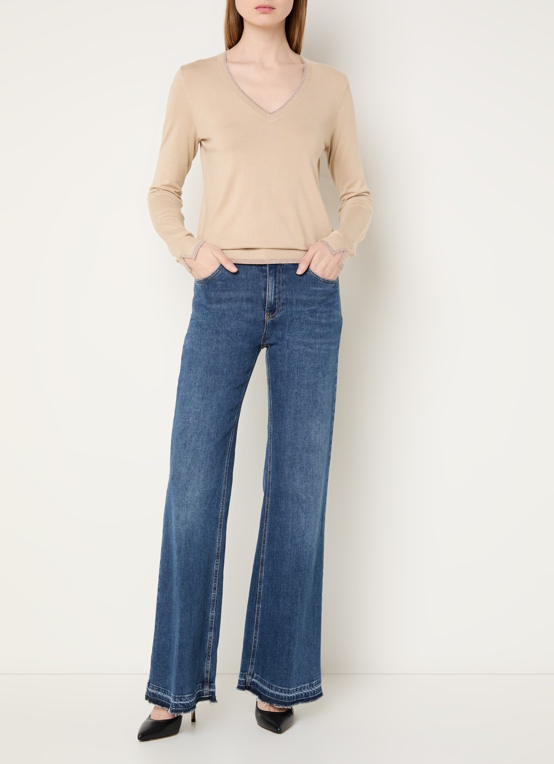 Liu Jo Fijngebreide pullover met strass - voorkant 3 beige