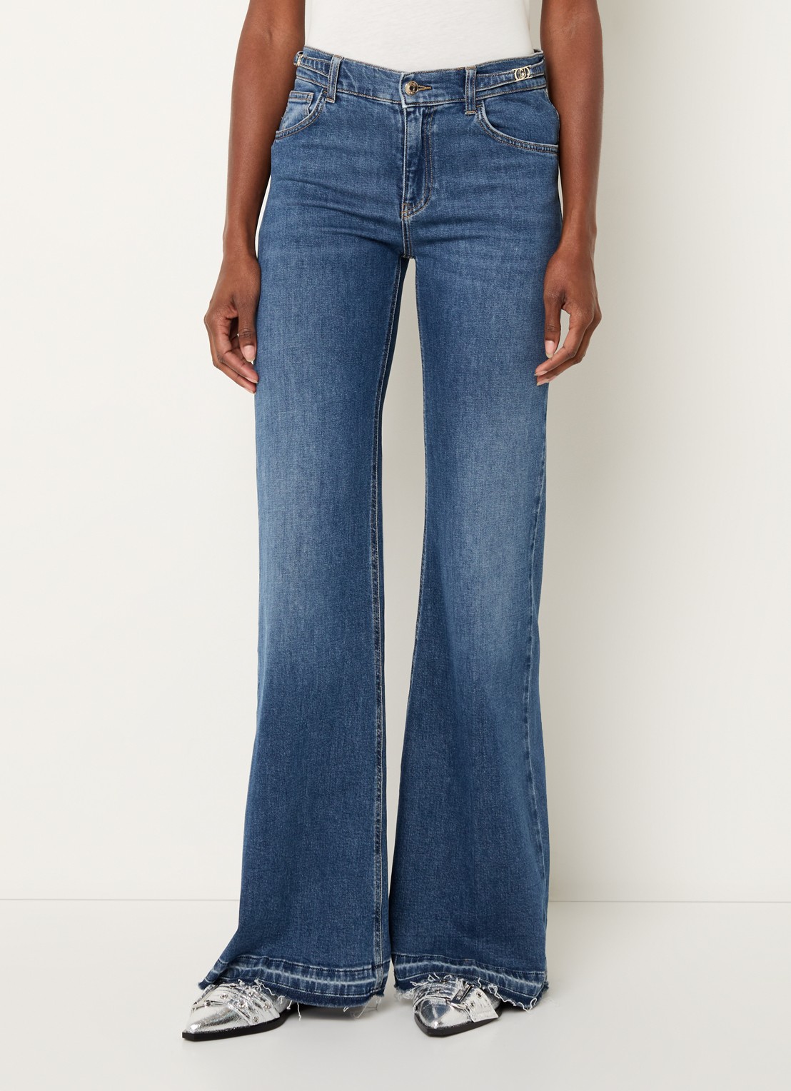 Liu Jo Mid waist flared jeans met medium wassing - detail 2 indigo