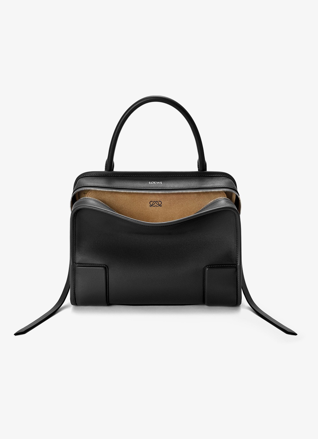LOEWE Amazona 180 Medium schoudertas van kalfsleer - voorkant zwart