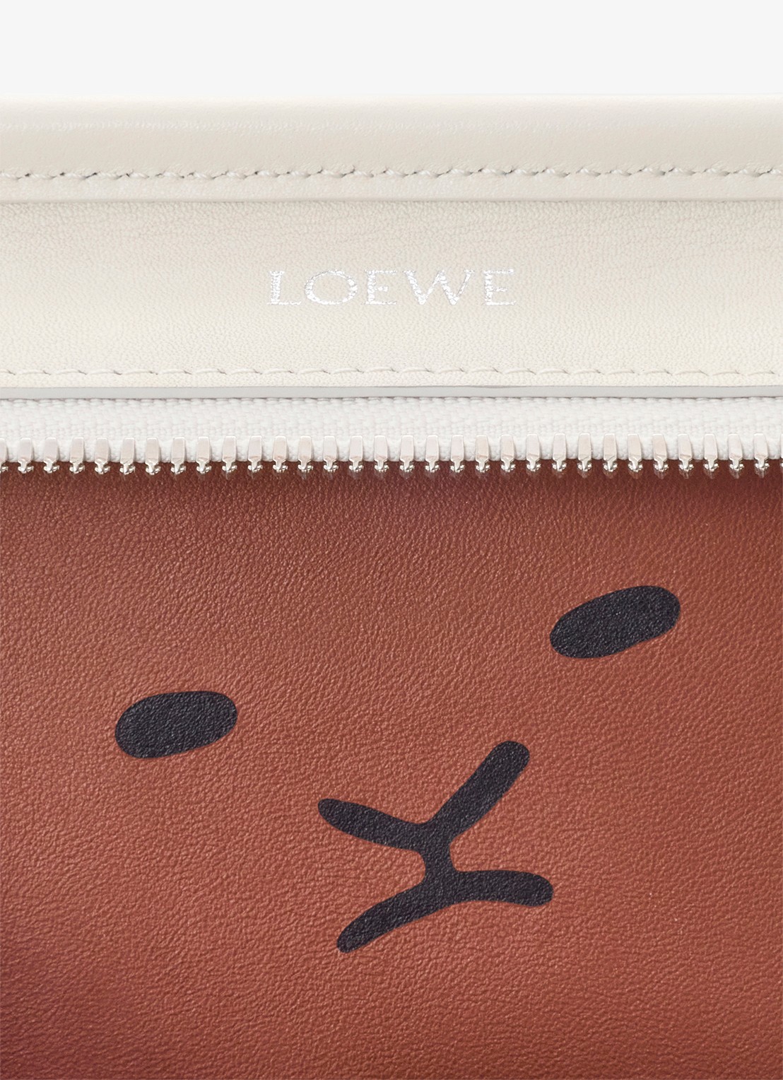 LOEWE Amazona 180 Small Lion Intarsio handtas van kalfsleer - detail 5 gebroken wit