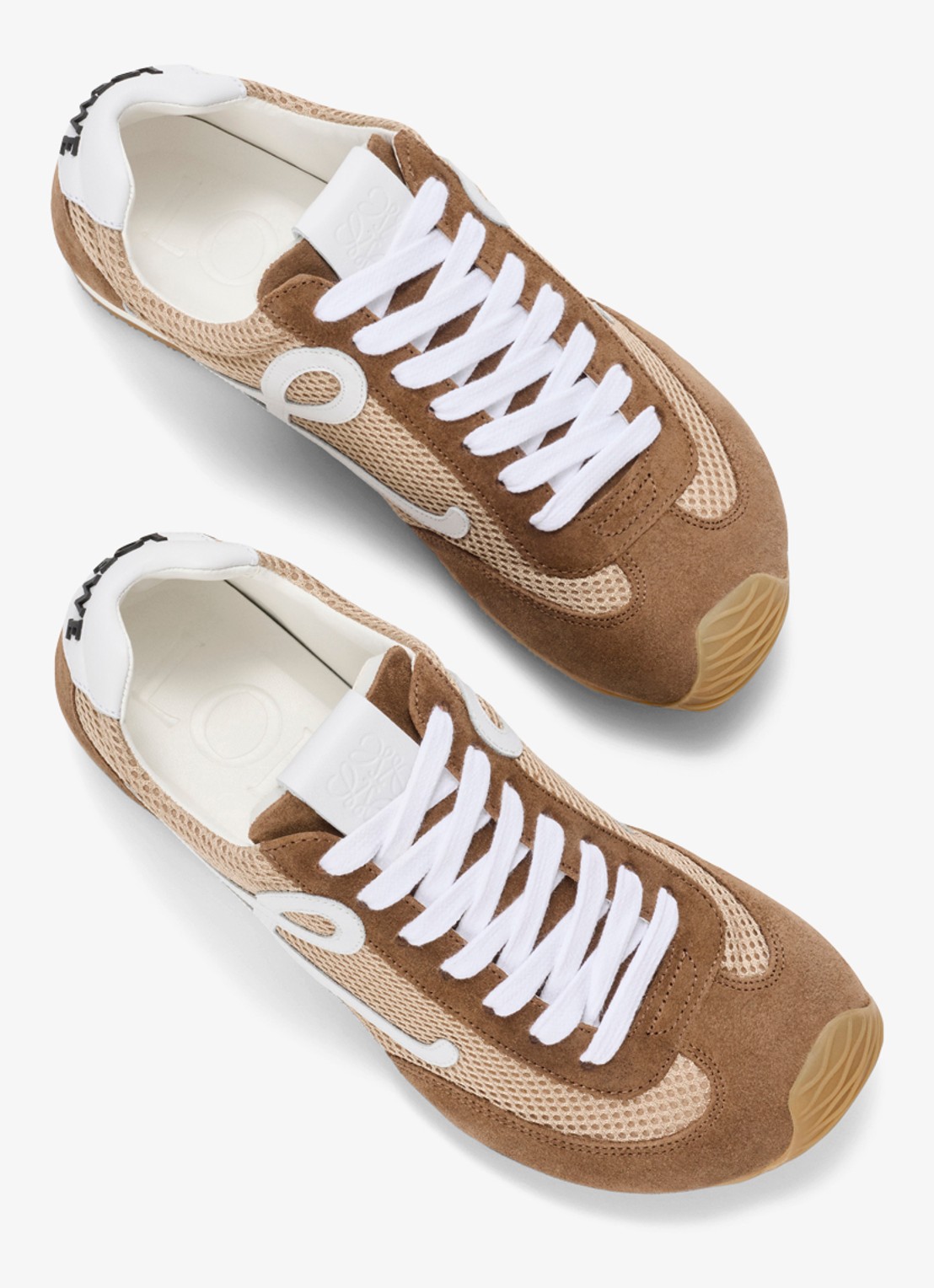 LOEWE Ballet Runner 2.0 sneaker van mesh met suède details - detail 4 bruin