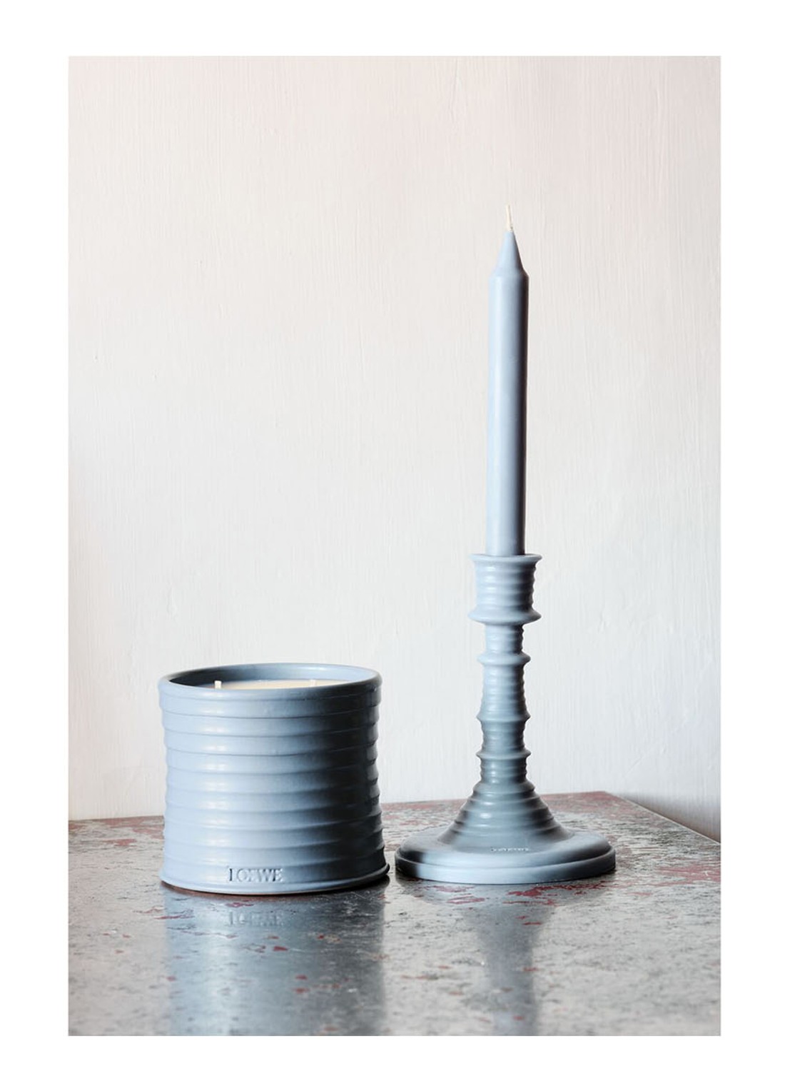LOEWE Cypress Balls Wax Candle - geurkaars kandelaar 330 gram - detail 4 undefined
