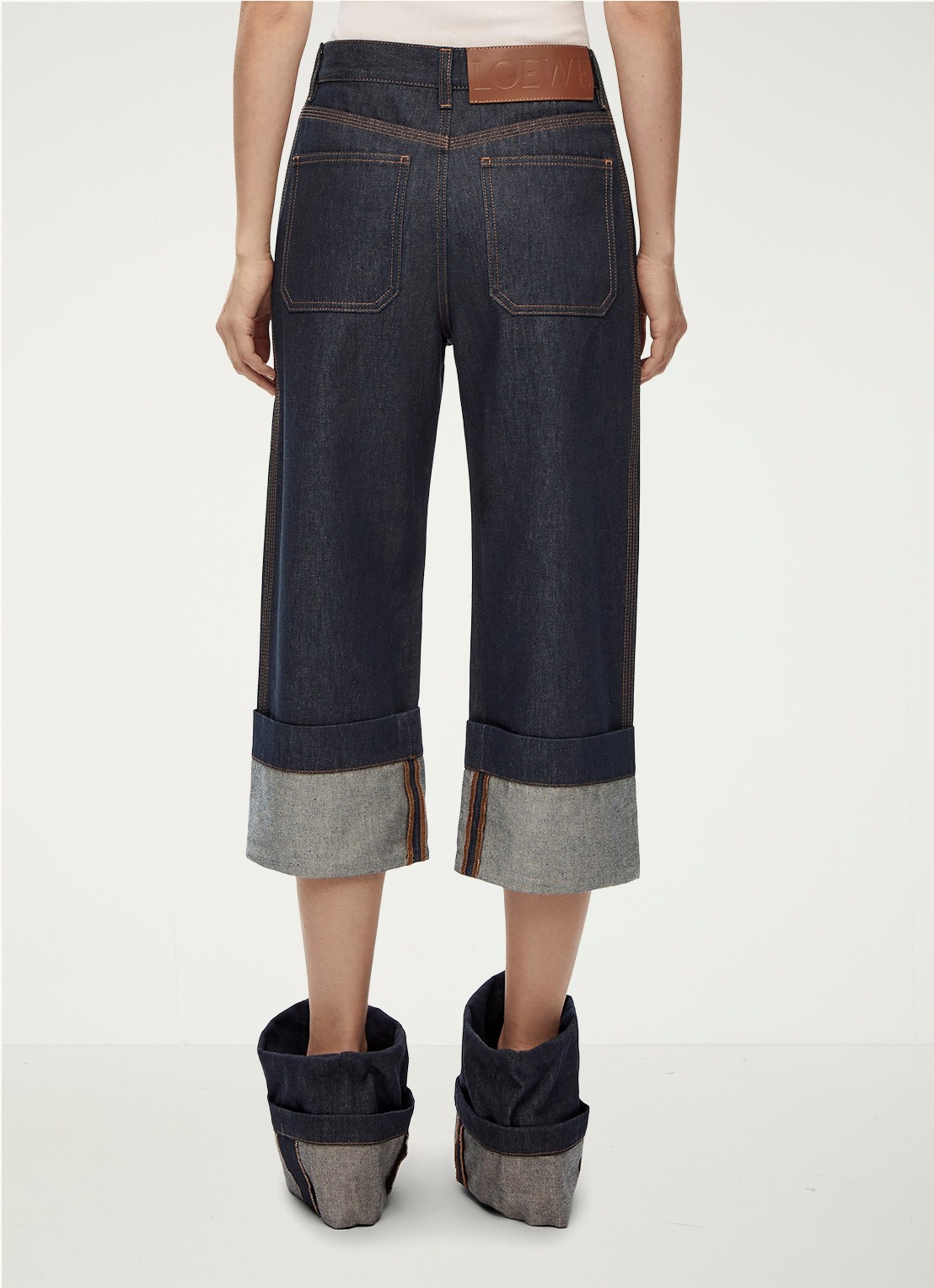 LOEWE Fisherman high waist straight leg jeans met steekzakken - achterkant 3 denim