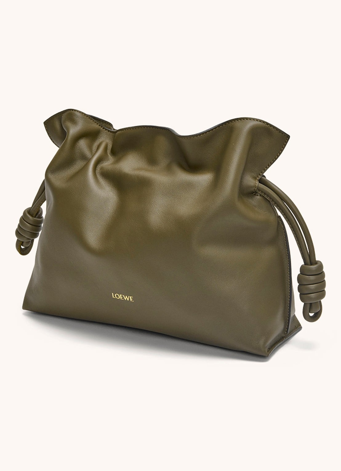 LOEWE Flamenco clutch van kalfsleer - voorkant 6 olijfgroen