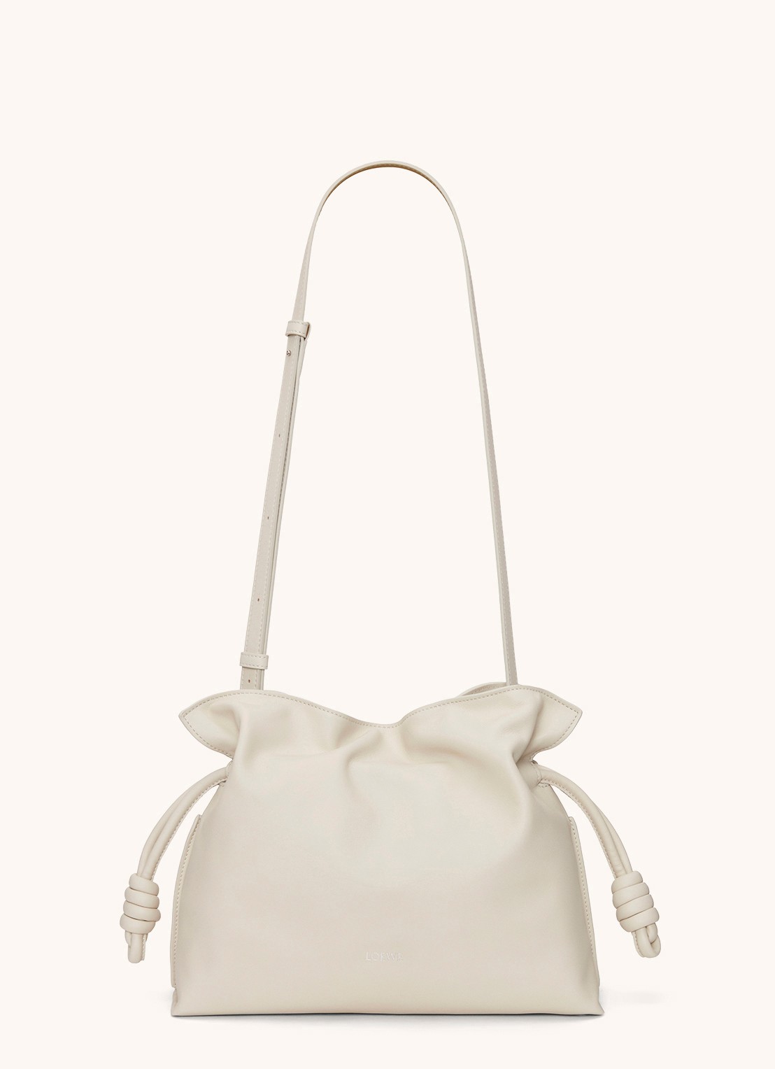 LOEWE Flamenco clutch van kalfsleer - detail 3 beige
