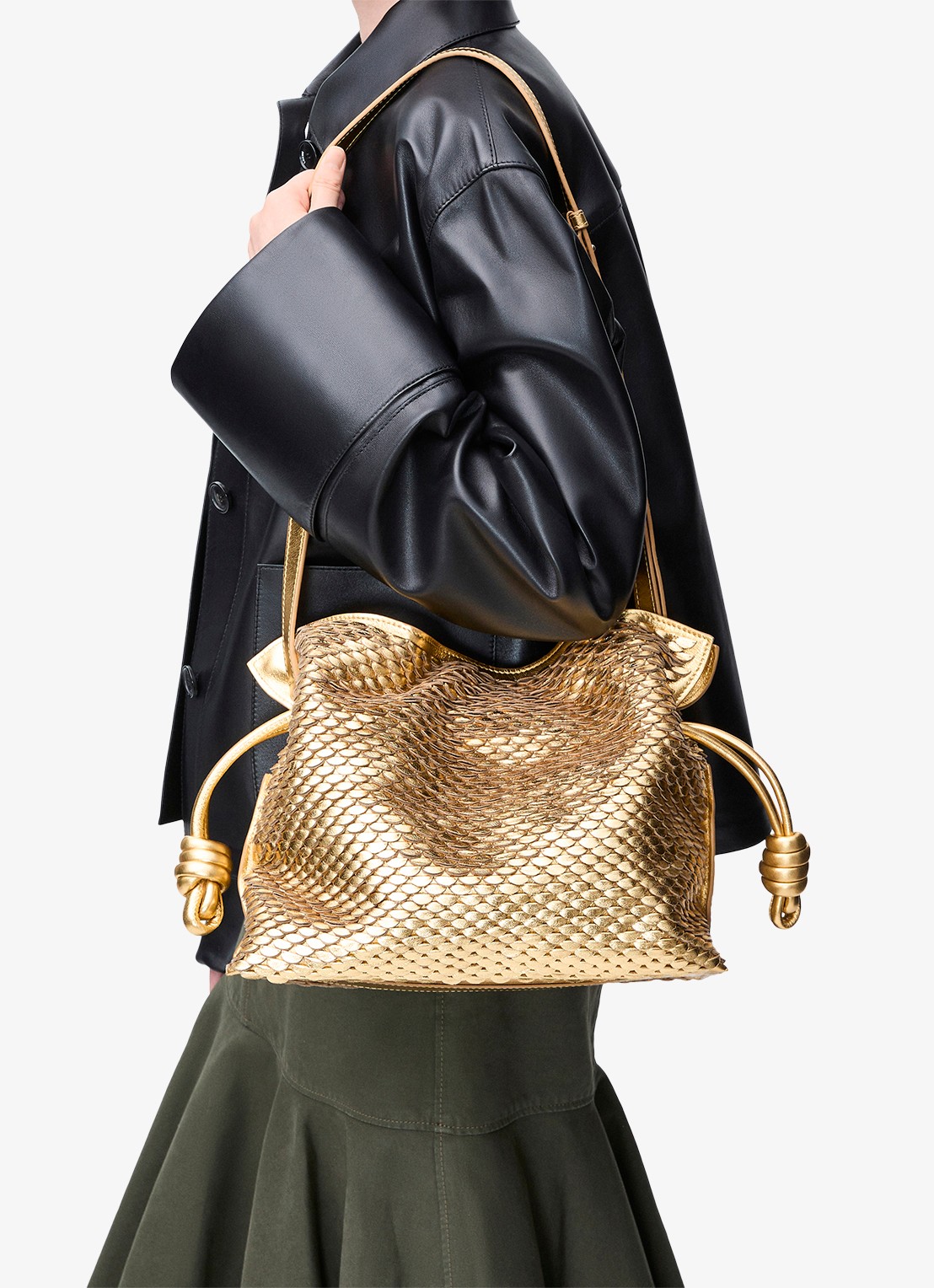 LOEWE Flamenco clutch van leer met metallic finish - voorkant 2 goud