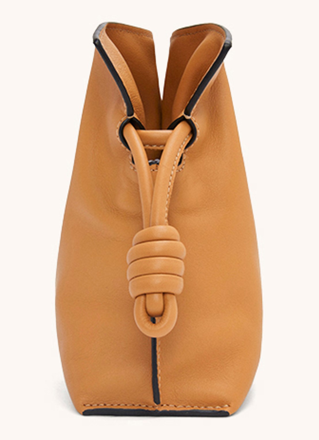 LOEWE Flamenco Mini clutch van kalfsleer - detail 3 camel