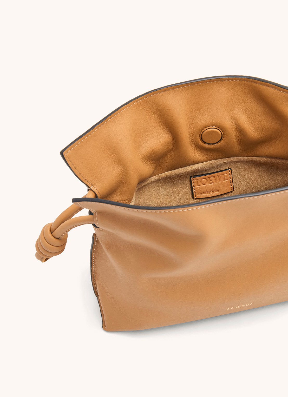 LOEWE Flamenco Mini clutch van kalfsleer - detail 5 camel