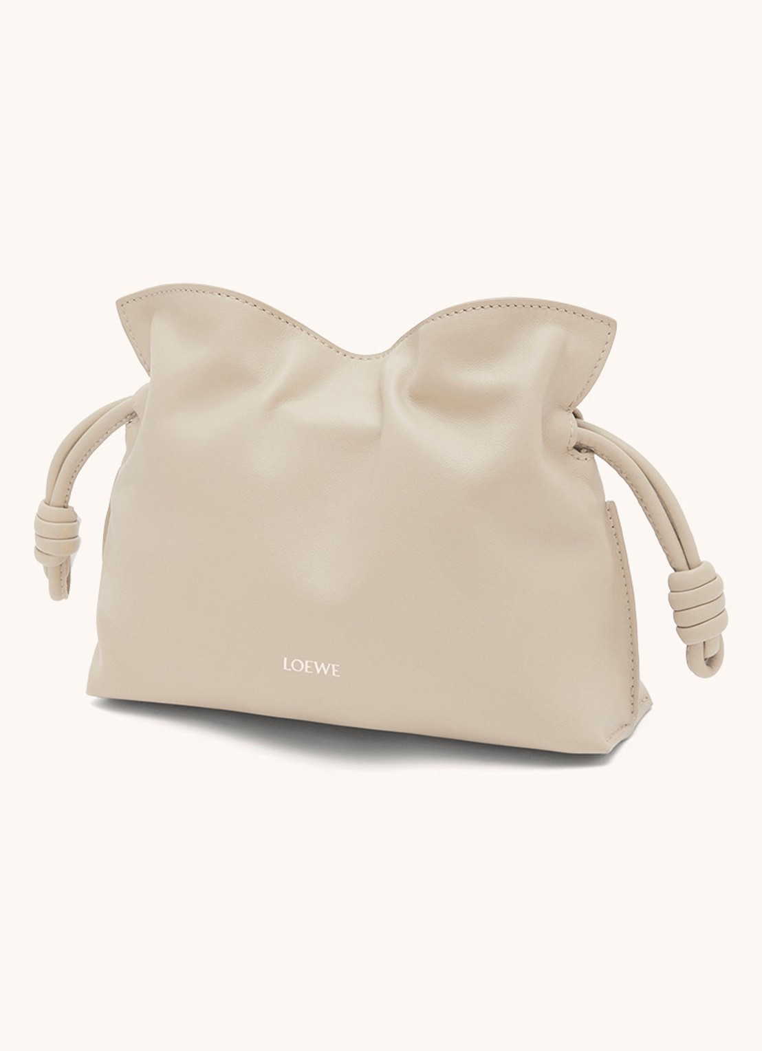 LOEWE Flamenco Mini clutch van kalfsleer - voorkant 2 beige