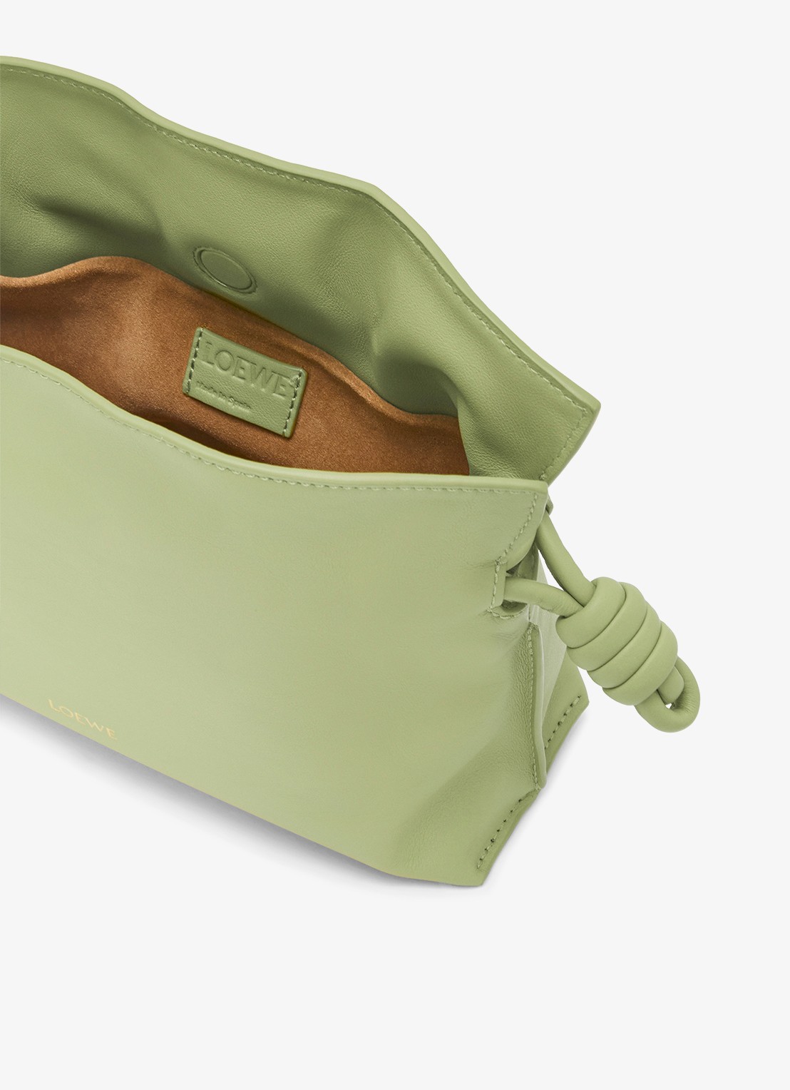 LOEWE Flamenco Mini clutch van kalfsleer - detail 2 lichtgroen