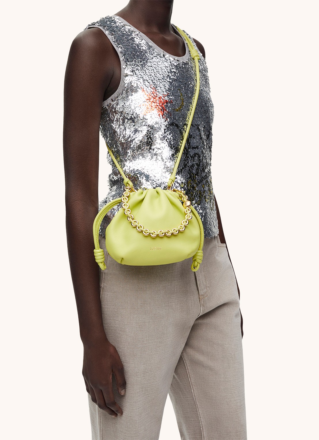 LOEWE Flamenco Mini clutch van lamsleer - voorkant 8 lime