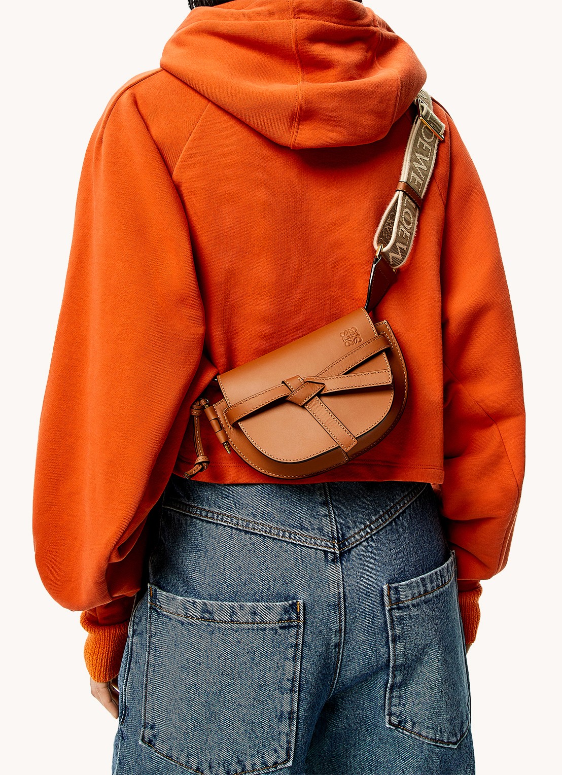 LOEWE Gate Dual heuptas van kalfsleer - detail 7 oranjebruin