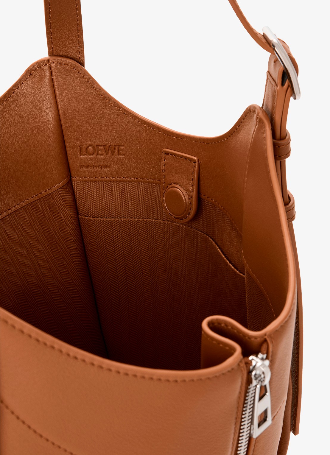 LOEWE Hammock Flip handtas van kalfsleer - detail 3 bruin